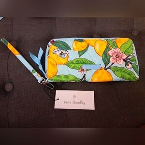 NWT VERA BRADLEY WALLET